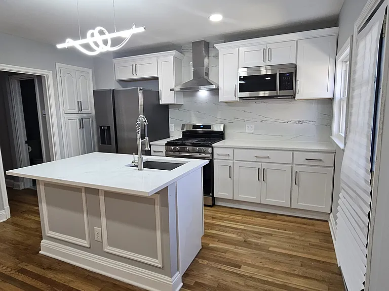 3208 Yosemite Ave — Photo 2