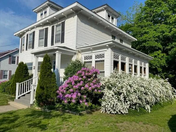 6 Burleigh Street, Waterville, ME 04901