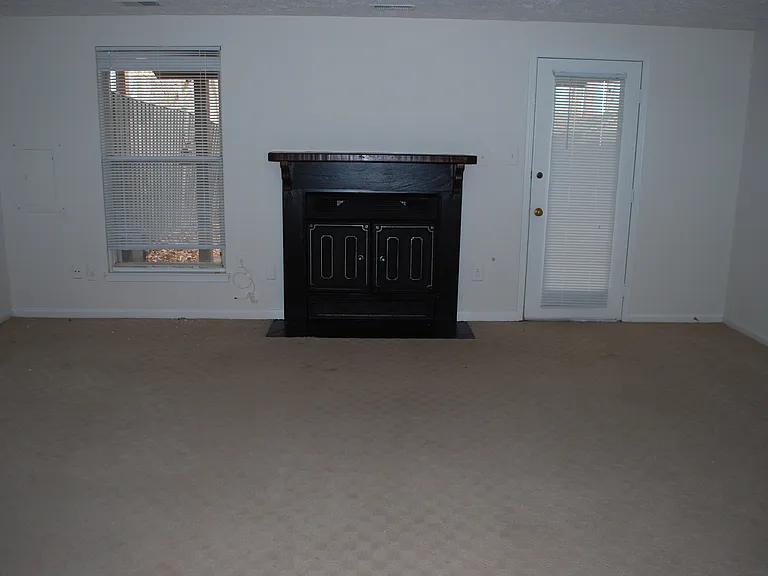 9192 Forest Breeze Ct — Photo 1