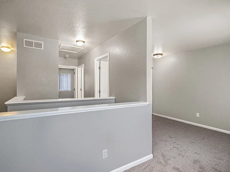 The View Apartments and Townhomes — Photo 22