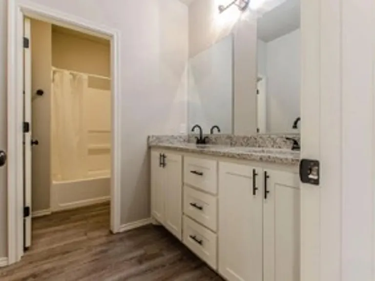 2415 Quitman Ave #B — Photo 10