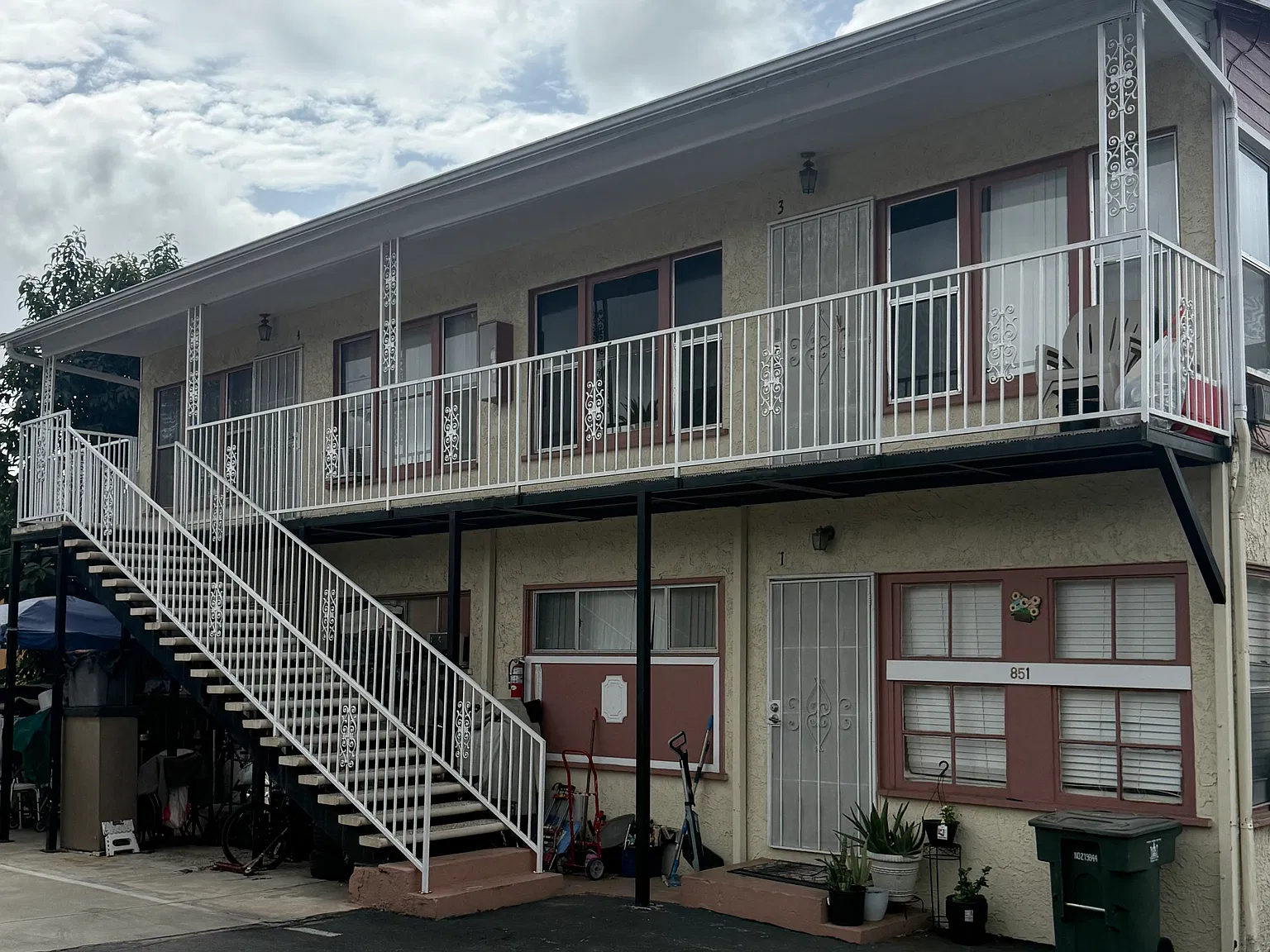 1 bed, 825 sqft, $1,750 — Photo 2