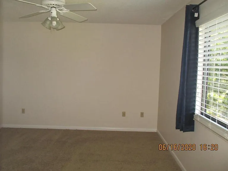 100 Lakewood Village Cir — Photo 21
