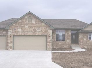 2302 Chestnut Ct, Augusta, KS 67010