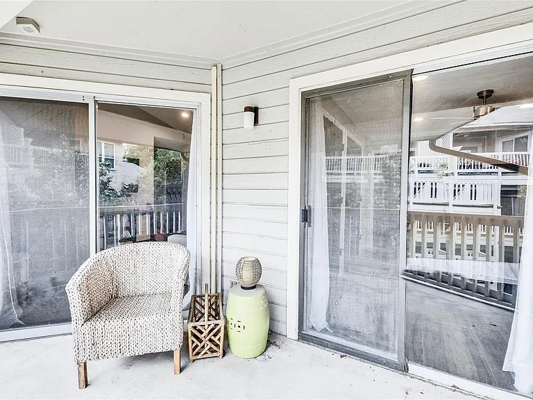 2450 Wickersham Ln #M1308 — Photo 16