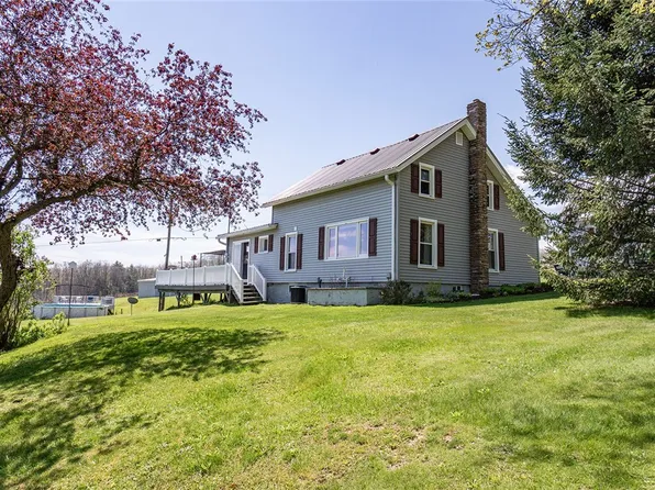 2927 Merritt Hill Rd, Penn Yan, NY 14527