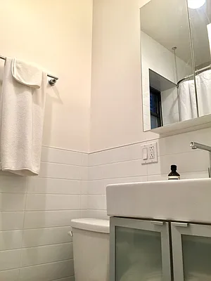 Rented by Keller Williams NYC | media 16