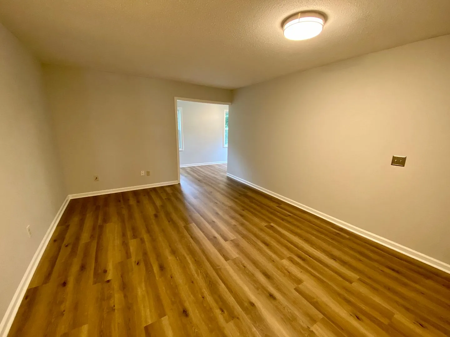 Rosewood condo — Photo 3