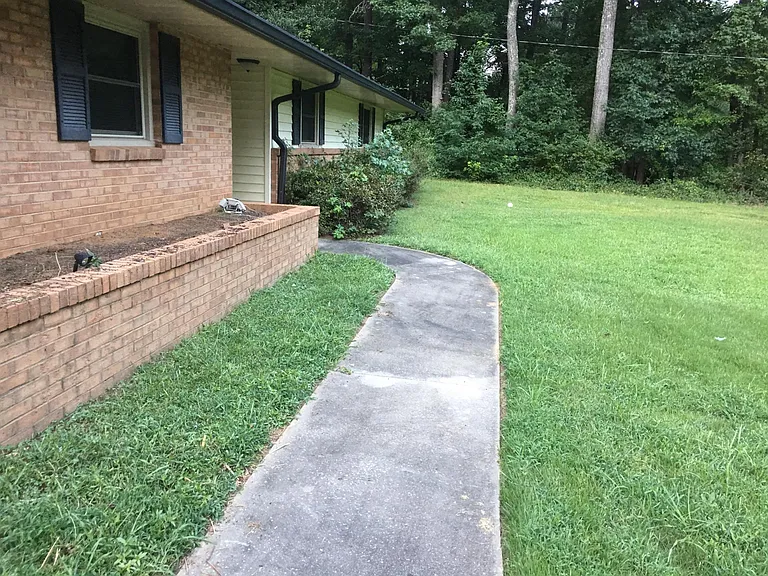 135 N Fayette Ct — Photo 7