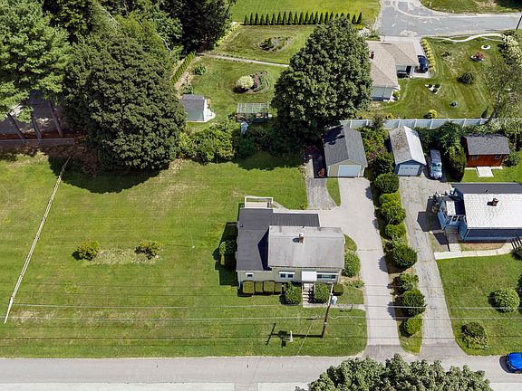 4th image of 3 Prospect Ave