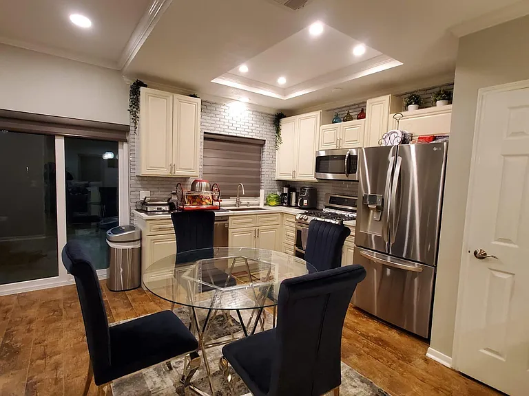 2910 Grants Lake Blvd #1602 — Photo 8