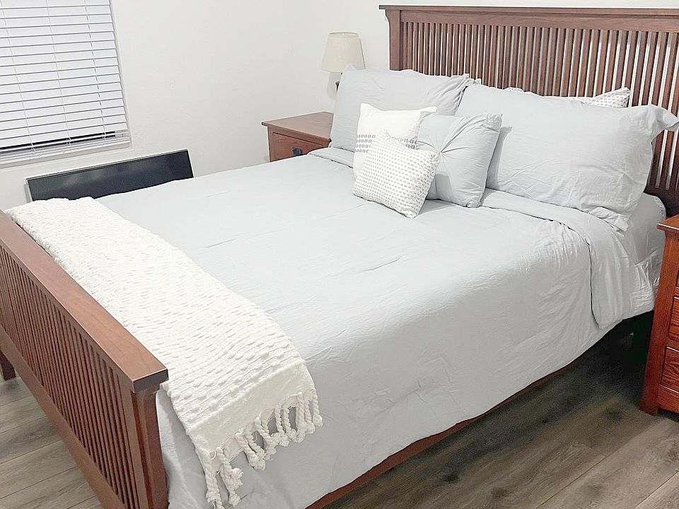 Large Bedrooms with ceiling fans and large closets