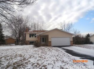 10772 Butternut St NW, Coon Rapids, MN 55448