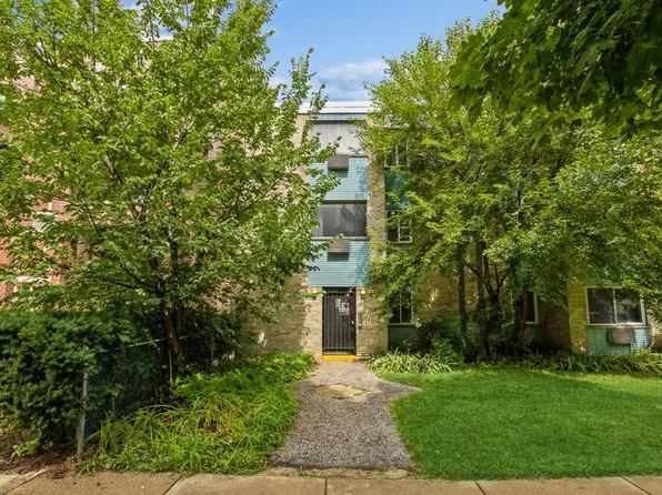 1436 W Farwell Ave APT 3C, Chicago, IL 60626