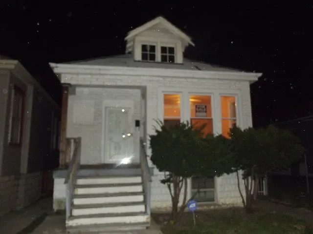 6227 S Claremont Ave photo 1