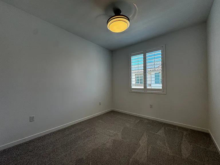 33221 Opal Glass Dr — Photo 14