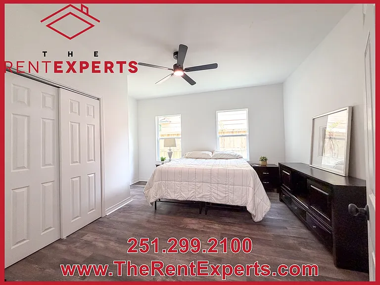 128 Bush Ave — Photo 15