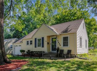 7829 Pennsylvania Ave, Kansas City, MO 64114