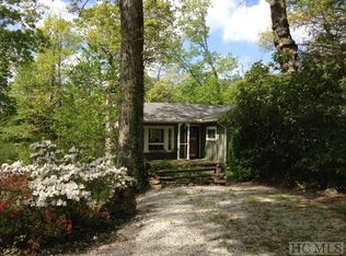 176 Turtle Pond Rd, Highlands, NC 28741