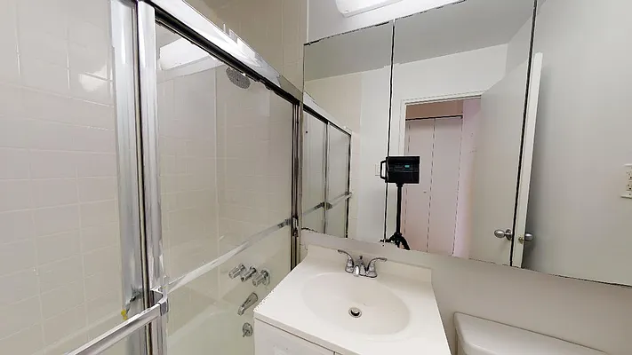 Rented by Bond New York | media 11