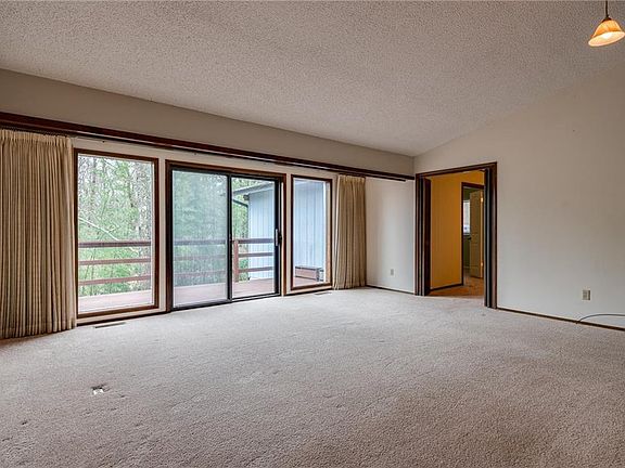 4th image of 20 Basildon Dr