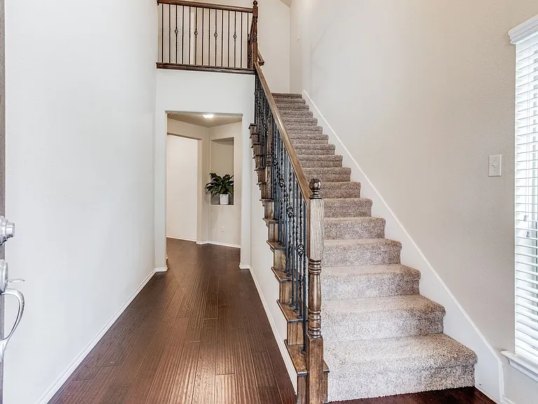 613 Blue Teal Pl — Photo 3