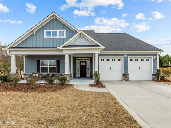 249 Brightleaf Drive, Whispering Pines, NC 28327