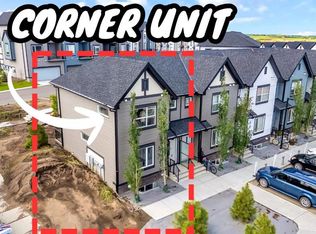 25 E Evanscrest Mews NW #101, Calgary, AB T3P0Y1