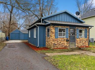 6114 Winona Ave, Des Moines, IA 50312