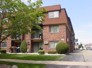 9830 Nottingham Ave APT 9, Chicago Ridge, IL 60415