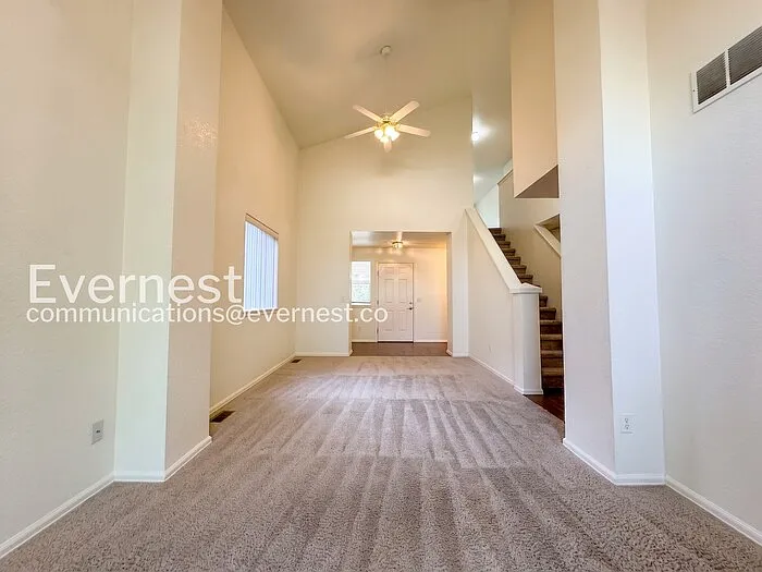 10545 Ashwood Ct — Photo 4