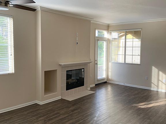 3rd image of 12329 Creekview Dr Unit 38