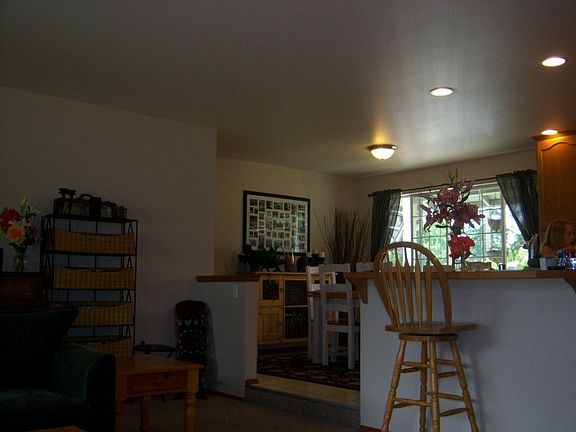 5th image of 19502 67th St E