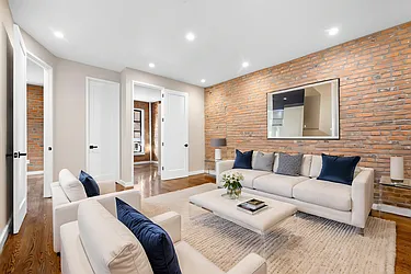 280 East 10th Street, #4B