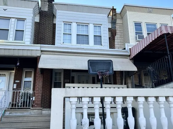 4564 D St, Philadelphia, PA 19120