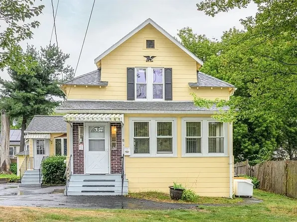 8 Dalton St, Worcester, MA 01604