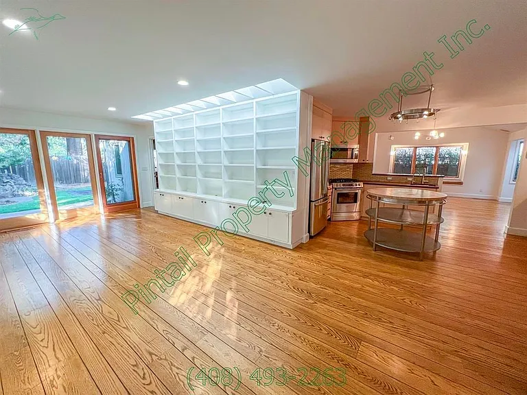 84 Mercy St — Photo 18