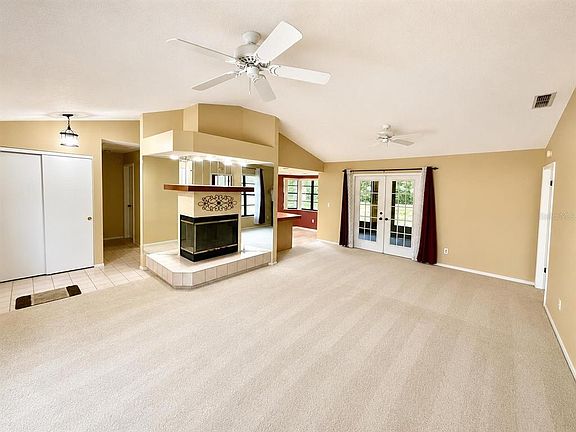 4th image of 8205 Pagoda Dr