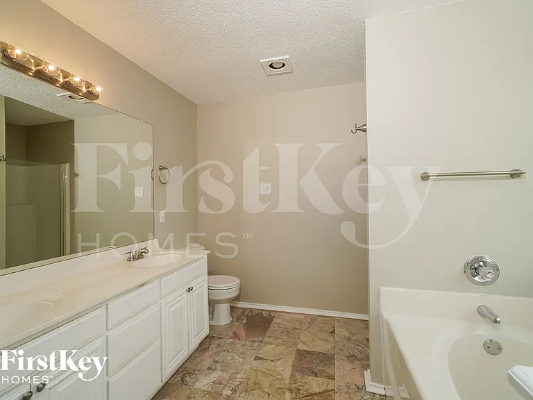 8024 Mourning Dove Dr — Photo 10