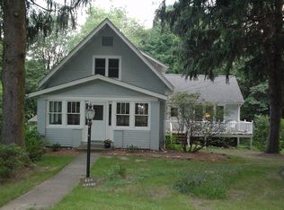 524 Delmar Rd, Bradfordwoods, PA 15015