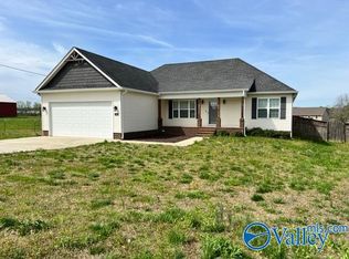 1506 Mathis Mill Rd, Albertville, AL 35951