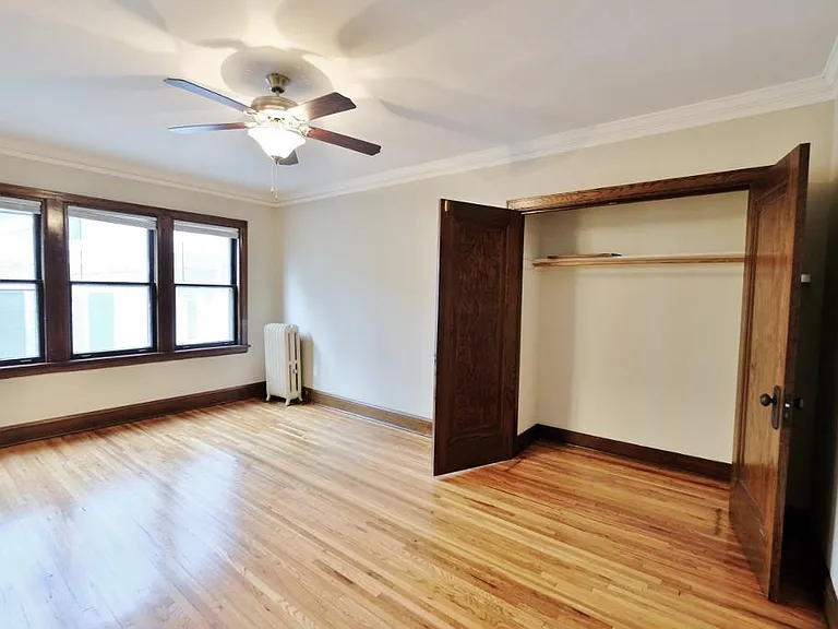 Grand Place Apartments — Photo 9