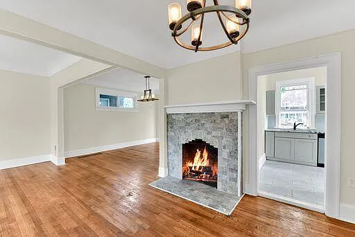 322 King St — Photo 5