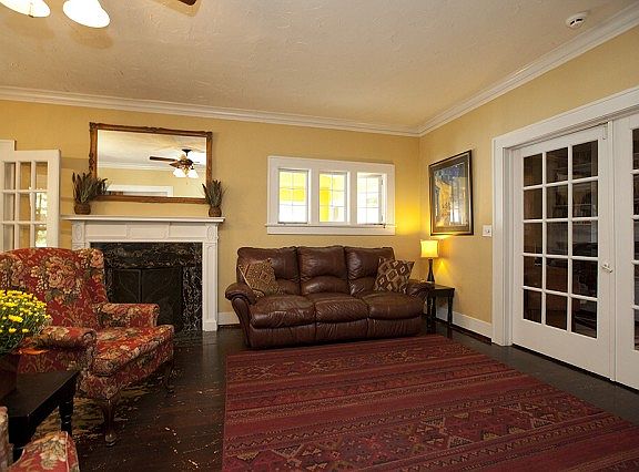 Formal living dining combo