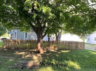 412 Washington St, Pawnee, IL 62558