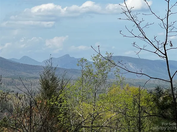 306 Beacon Ridge Dr, Nebo, NC 28761