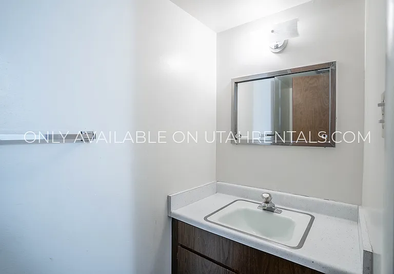 188 W 100th St N #188 — Photo 11