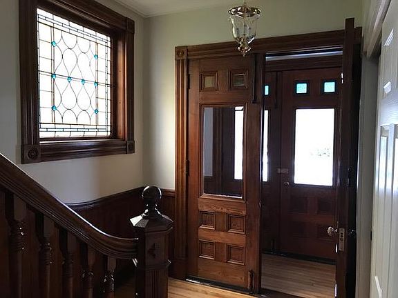 3rd image of 41 Hobbs Rd APT 2