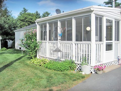 2nd image of 5103 Island Dr