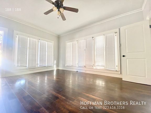 4th image of 1832 N Wilton Pl